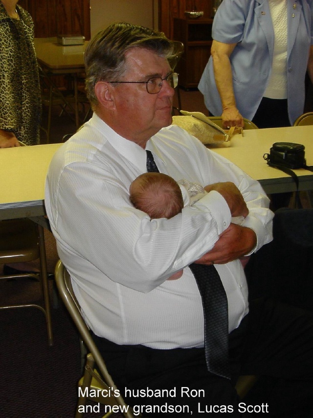 2004-07-29-44 Mom's Funeral.jpg